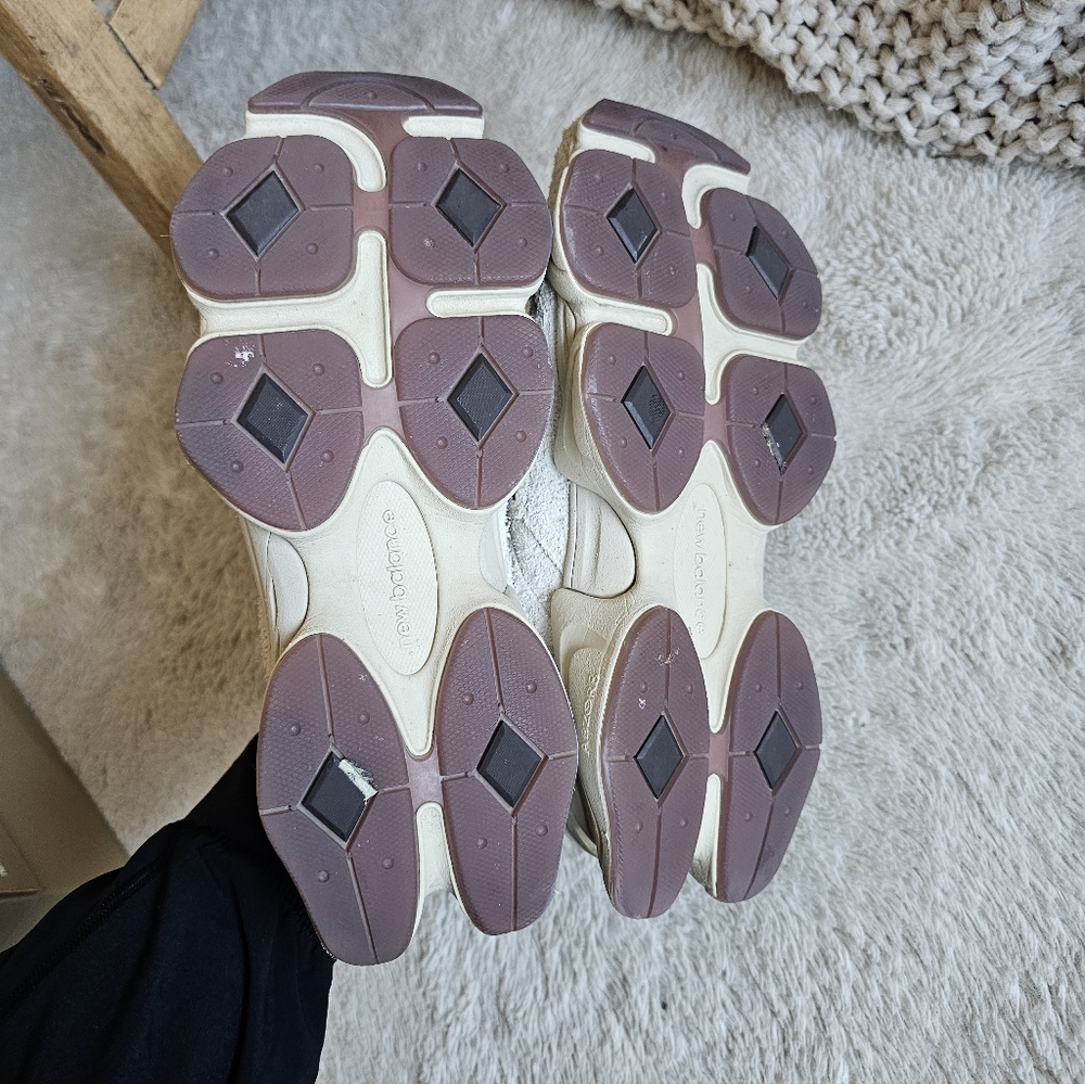 New Balance 9060 - Picture 12 of 13